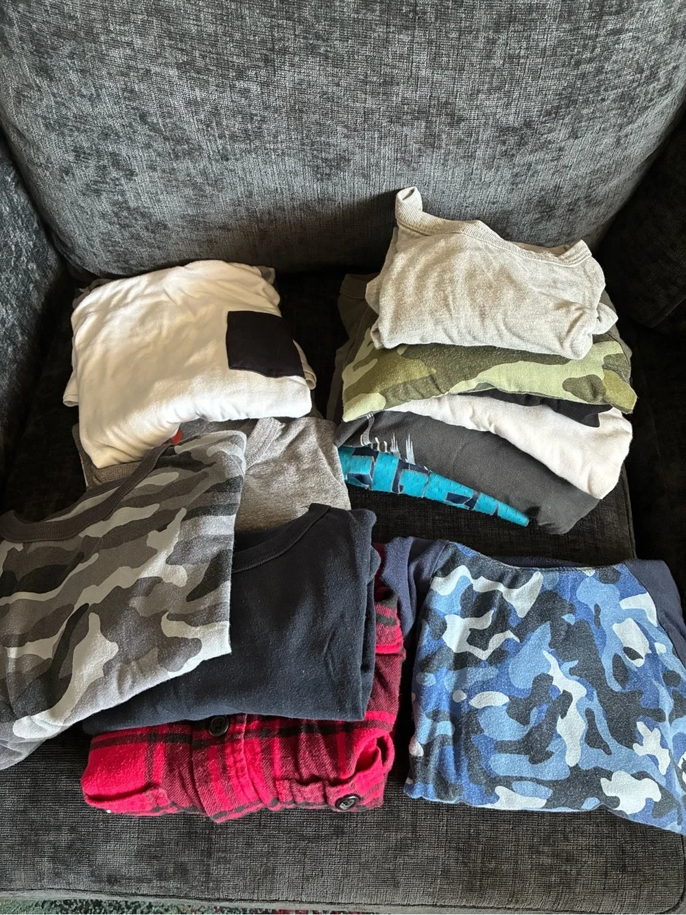 The Children's Place Boys' Long Sleeve Tee - Camo, Blue, Black, Gray, Red, White